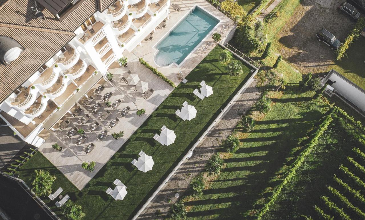 Hotel Maria Theresia Adults-Only Lagundo Esterno foto