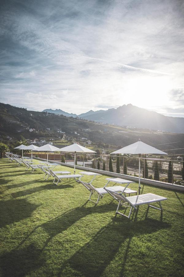 Hotel Maria Theresia Adults-Only Lagundo Esterno foto