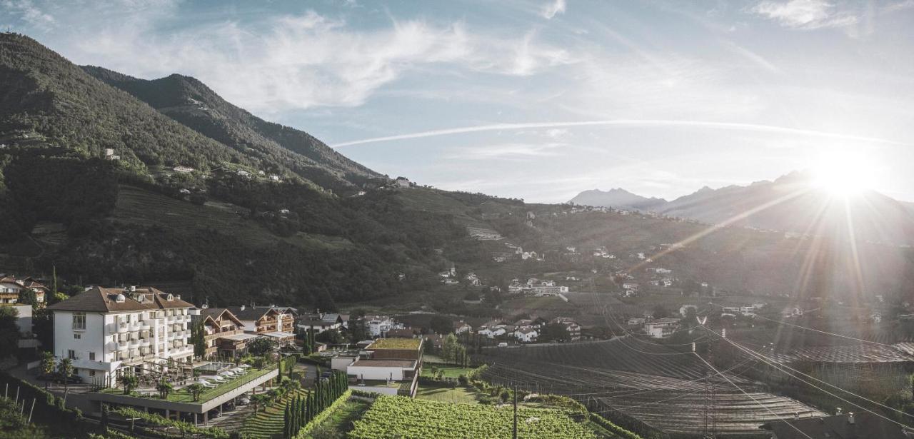 Hotel Maria Theresia Adults-Only Lagundo Esterno foto