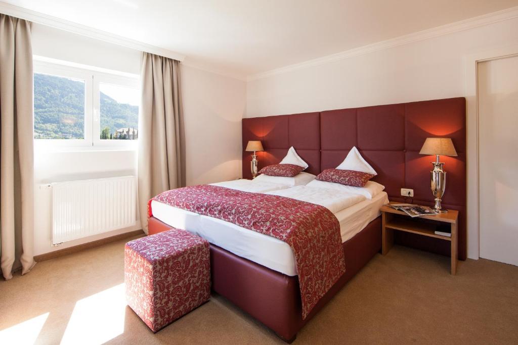 Hotel Maria Theresia Adults-Only Lagundo Esterno foto