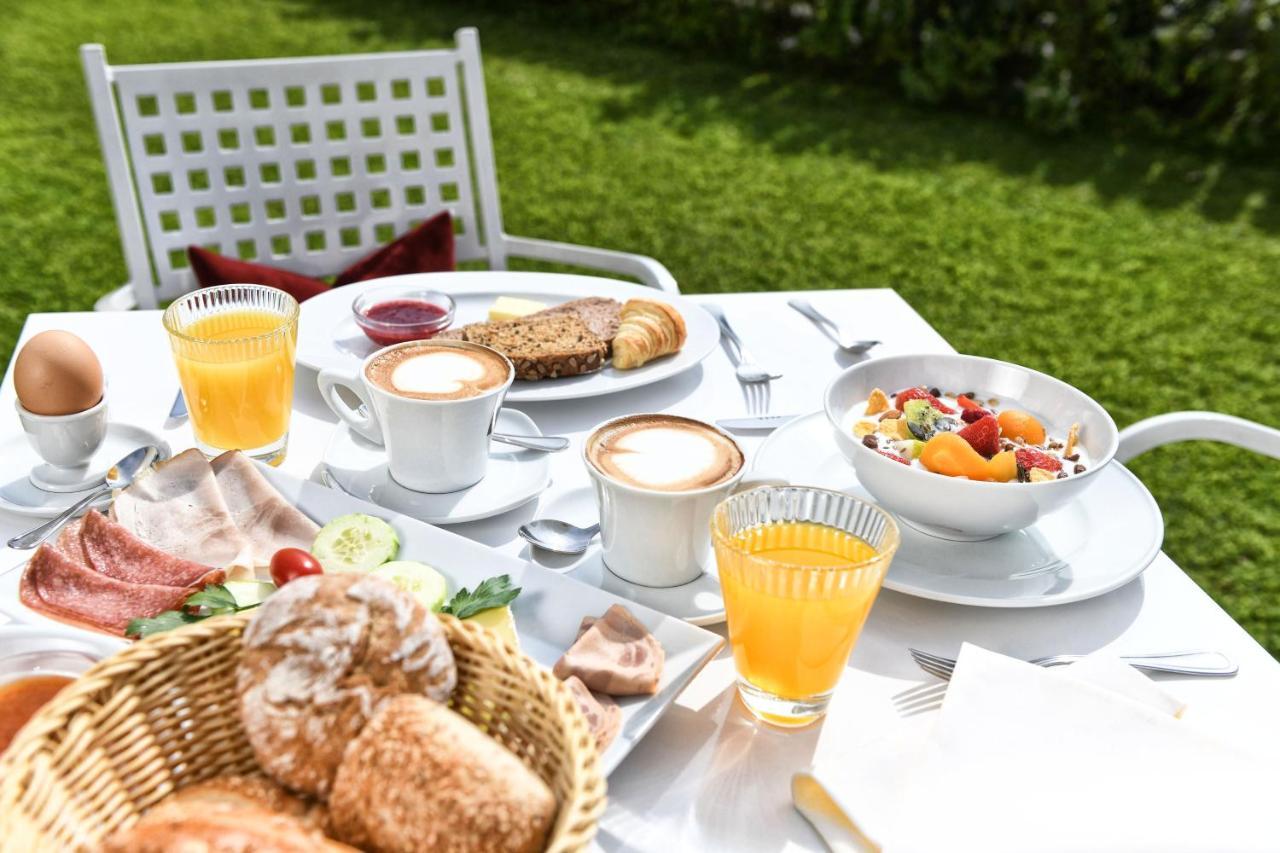 Hotel Maria Theresia Adults-Only Lagundo Esterno foto